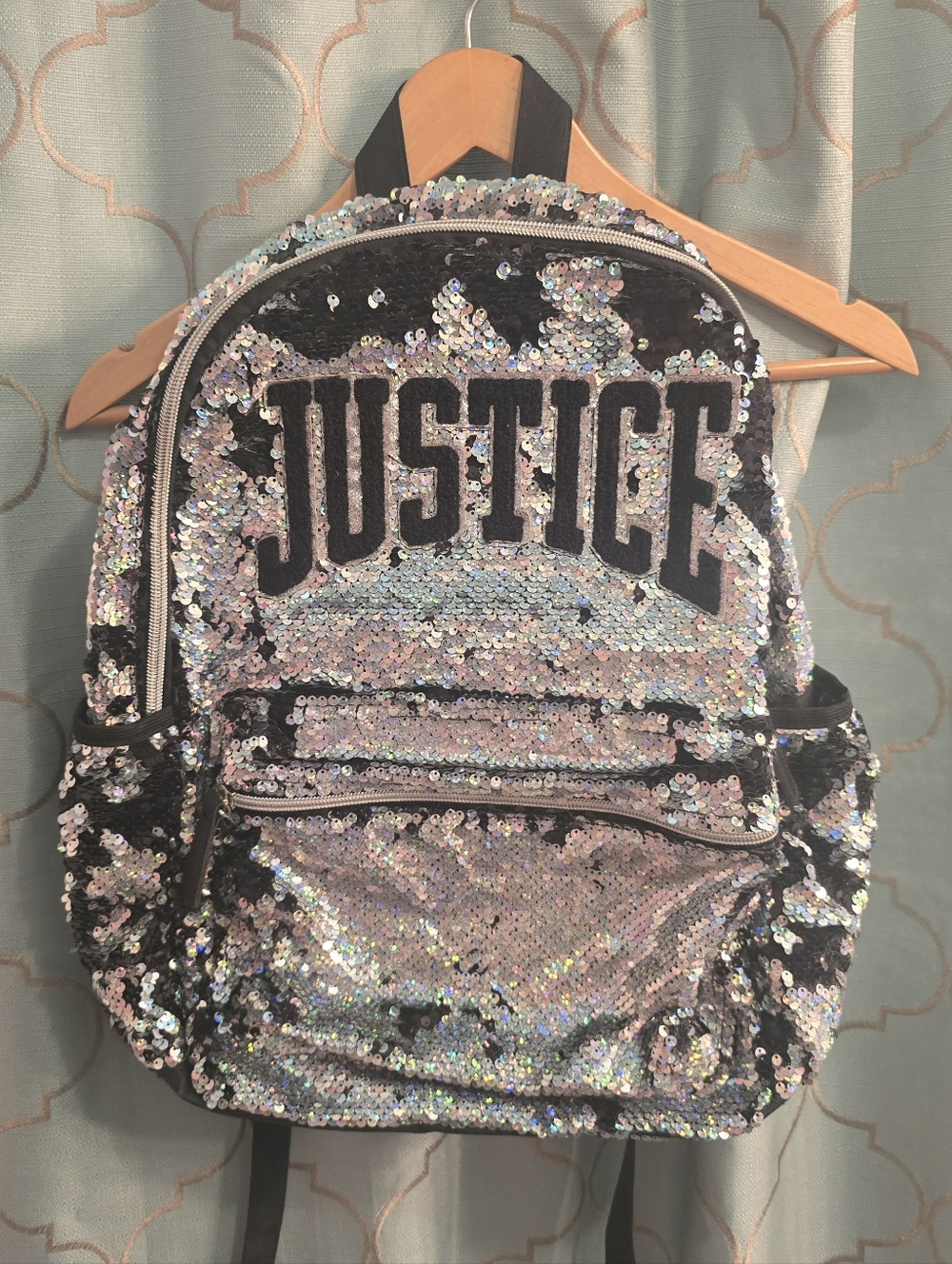 Justice Shiny Sparkly AB Silver Black Moveable Sequins NWOT Backpack Carry Bag